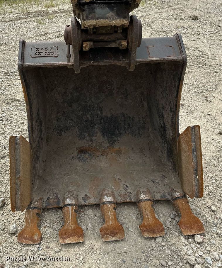 image for item DR3759 2012 Hitachi Zaxis 120-3 excavator