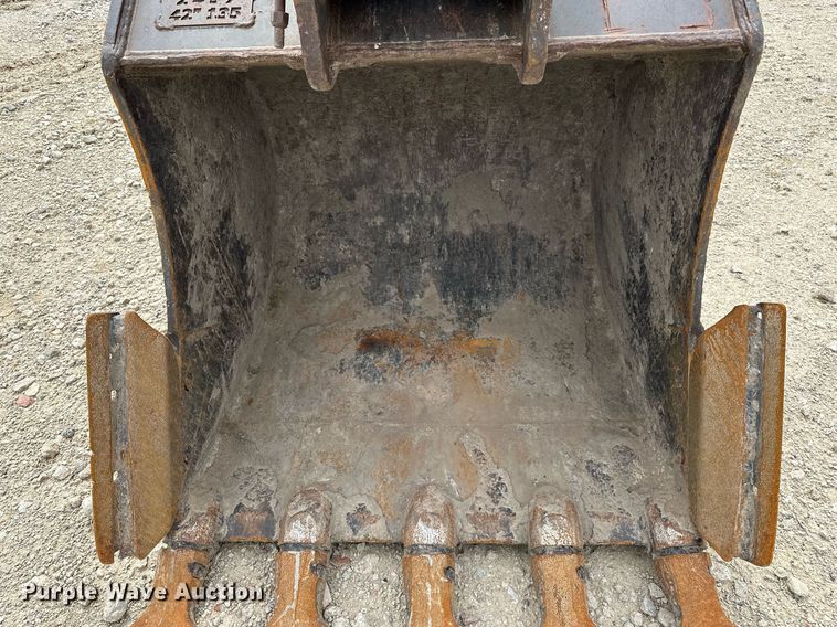 image for item DR3759 2012 Hitachi Zaxis 120-3 excavator