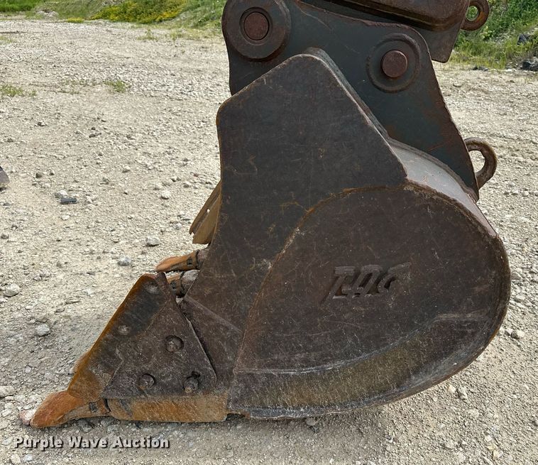 image for item DR3759 2012 Hitachi Zaxis 120-3 excavator