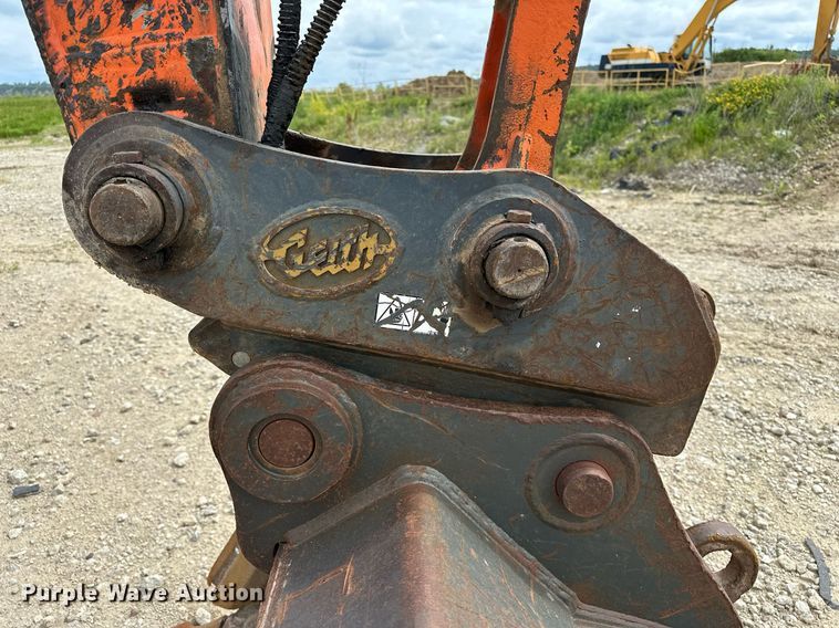 image for item DR3759 2012 Hitachi Zaxis 120-3 excavator