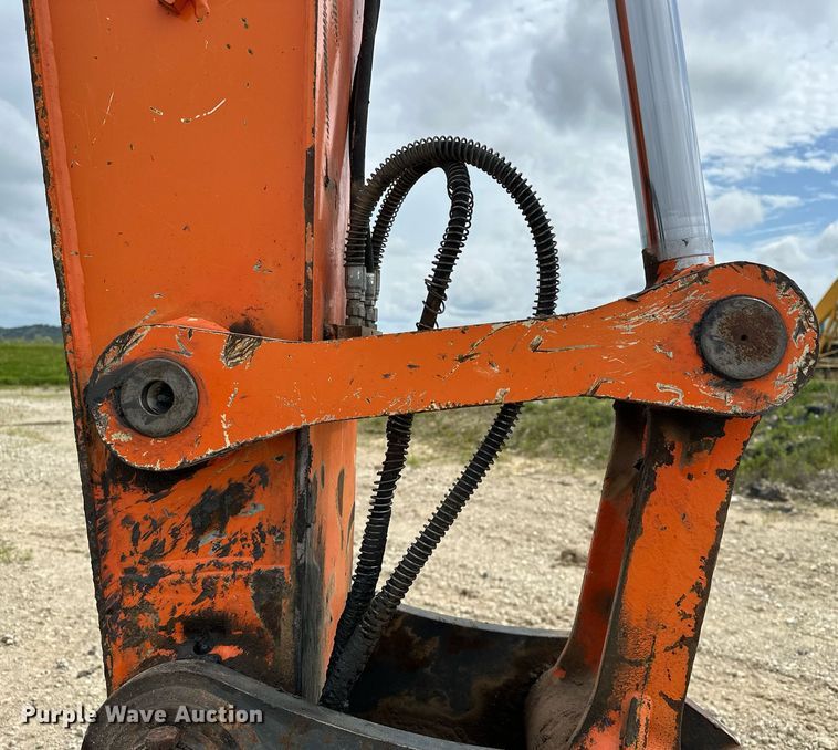 image for item DR3759 2012 Hitachi Zaxis 120-3 excavator