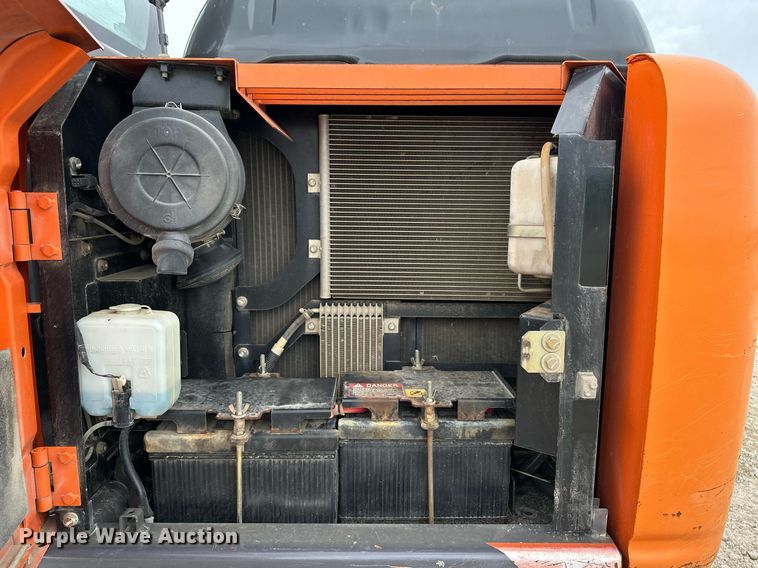 image for item DR3759 2012 Hitachi Zaxis 120-3 excavator