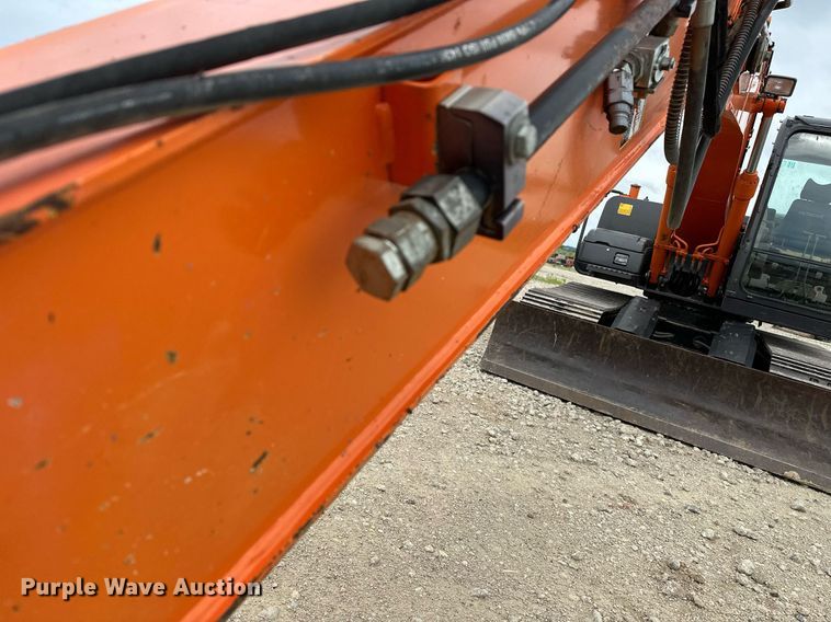 image for item DR3759 2012 Hitachi Zaxis 120-3 excavator