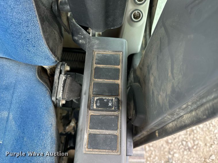 image for item DR3759 2012 Hitachi Zaxis 120-3 excavator