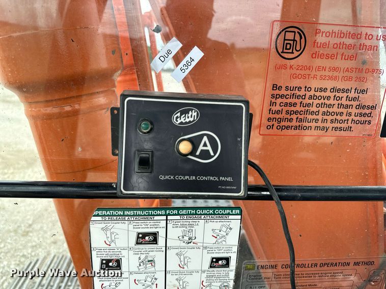 image for item DR3759 2012 Hitachi Zaxis 120-3 excavator