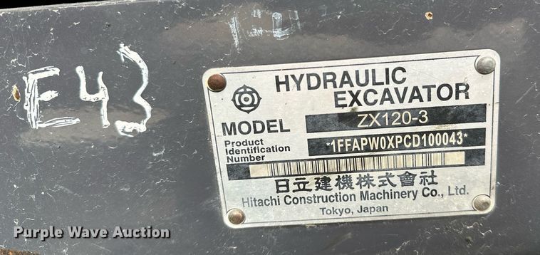 image for item DR3759 2012 Hitachi Zaxis 120-3 excavator
