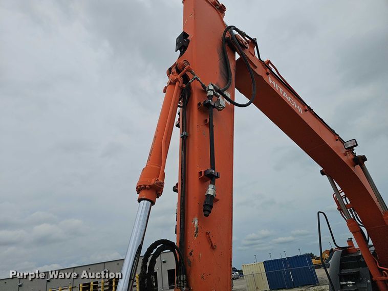 image for item DR3760 2014 Hitachi Zaxis 135 US-5N excavator