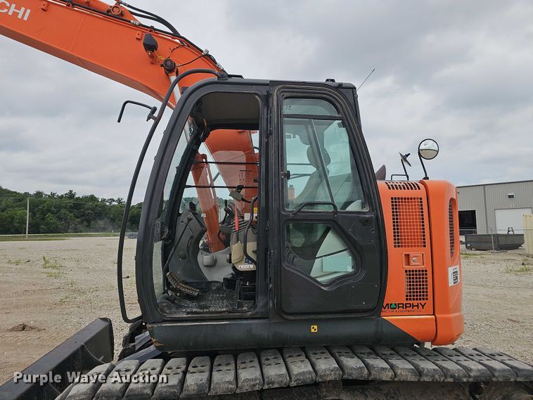 image for item DR3760 2014 Hitachi Zaxis 135 US-5N excavator