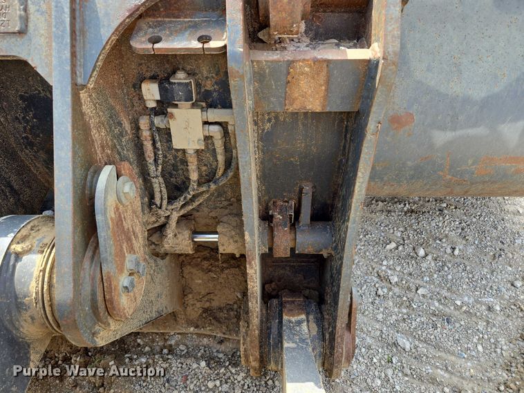 image for item DR3761 2017 John Deere 755K track loader