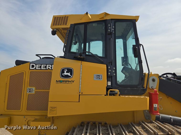 image for item DR3761 2017 John Deere 755K track loader