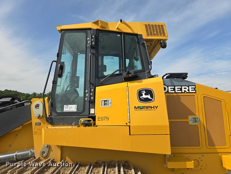 image for item DR3761 2017 John Deere 755K track loader