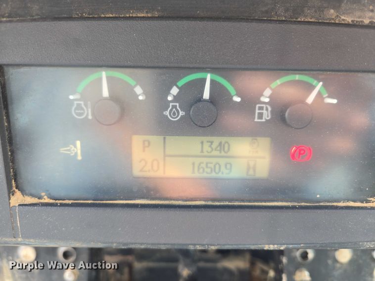 image for item DR3761 2017 John Deere 755K track loader