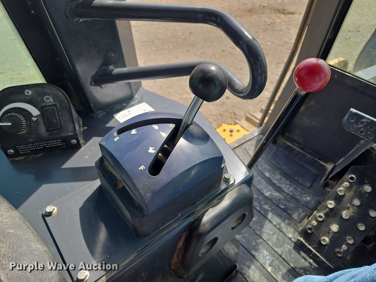 image for item DR3761 2017 John Deere 755K track loader