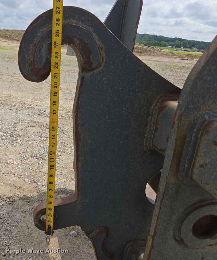 image for item DR3761 2017 John Deere 755K track loader