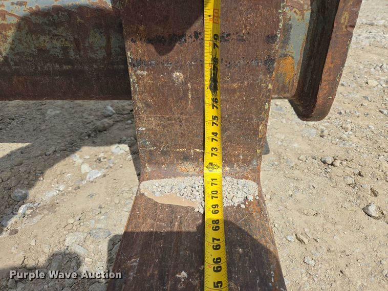 image for item DR3761 2017 John Deere 755K track loader