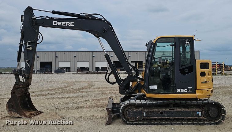 image for item DR3763 2014 John Deere 85G mini excavator