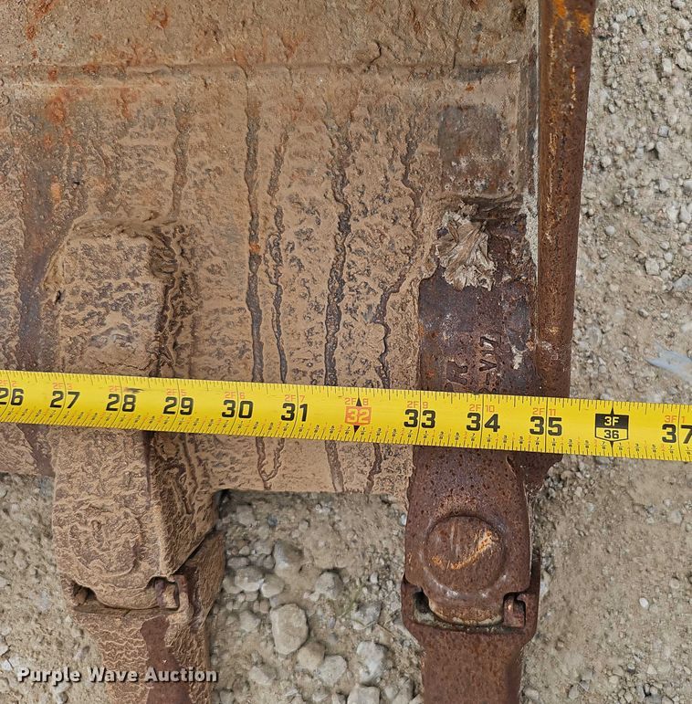 image for item DR3763 2014 John Deere 85G mini excavator