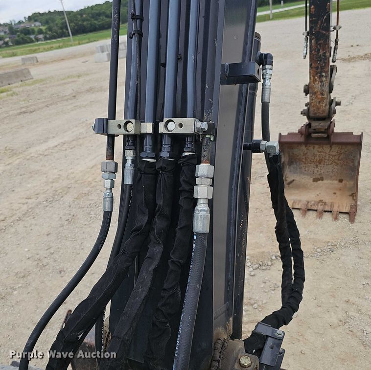 image for item DR3763 2014 John Deere 85G mini excavator