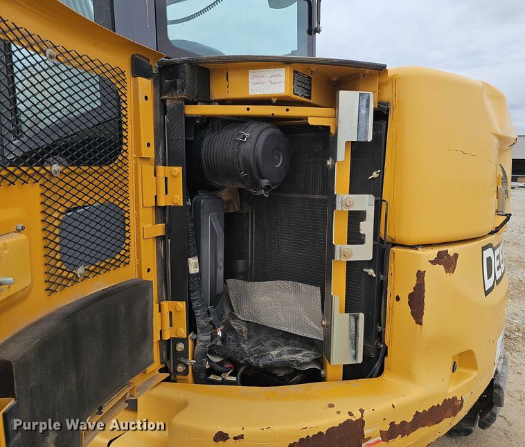 image for item DR3763 2014 John Deere 85G mini excavator