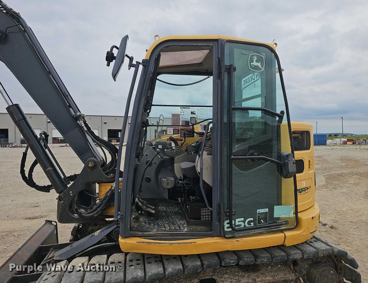 image for item DR3763 2014 John Deere 85G mini excavator
