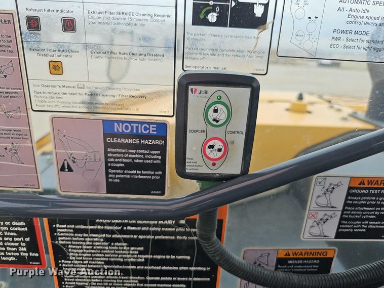 image for item DR3763 2014 John Deere 85G mini excavator