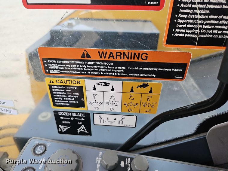 image for item DR3763 2014 John Deere 85G mini excavator