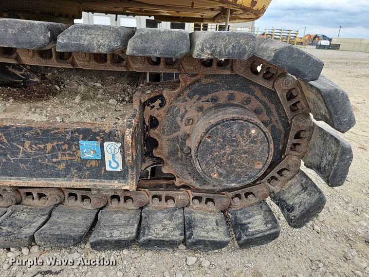 image for item DR3763 2014 John Deere 85G mini excavator