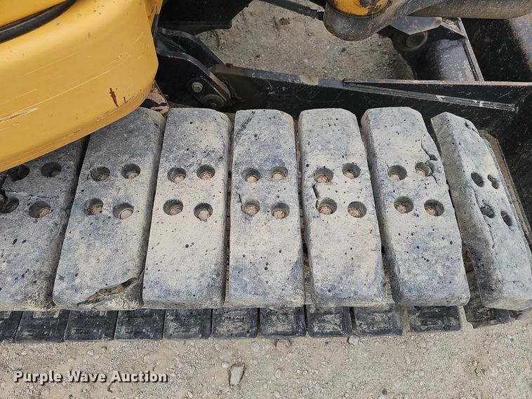 image for item DR3763 2014 John Deere 85G mini excavator