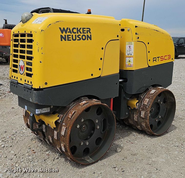 image for item DR3766 2019 Wacker Neuson RTSC3 trench compactor
