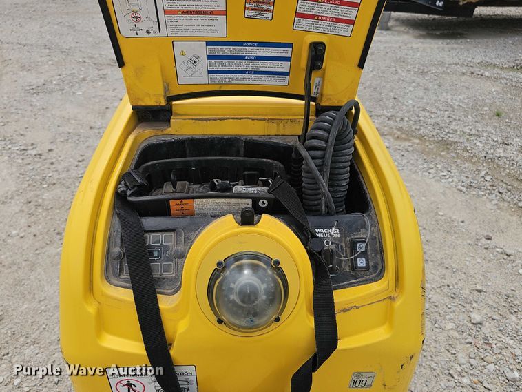 image for item DR3766 2019 Wacker Neuson RTSC3 trench compactor