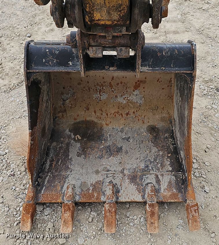 image for item DR3768 2014 Caterpillar 305E CR mini excavator