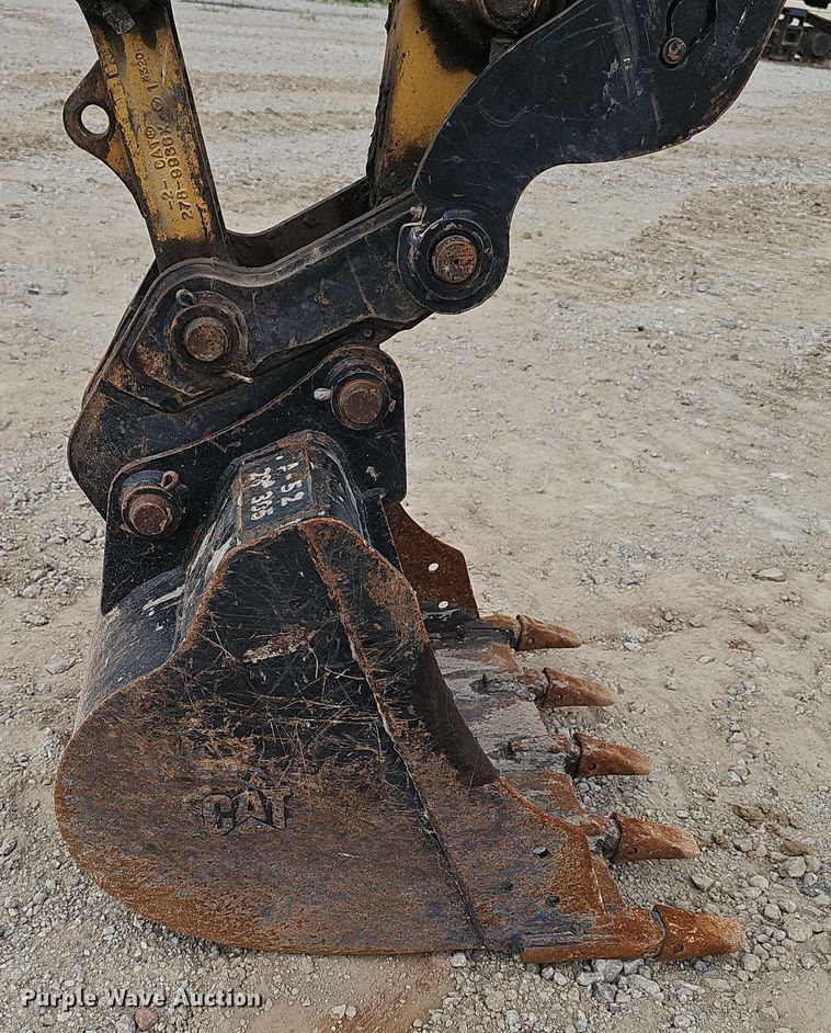 image for item DR3768 2014 Caterpillar 305E CR mini excavator