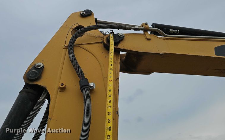 image for item DR3768 2014 Caterpillar 305E CR mini excavator