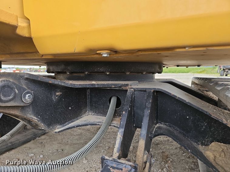 image for item DR3768 2014 Caterpillar 305E CR mini excavator