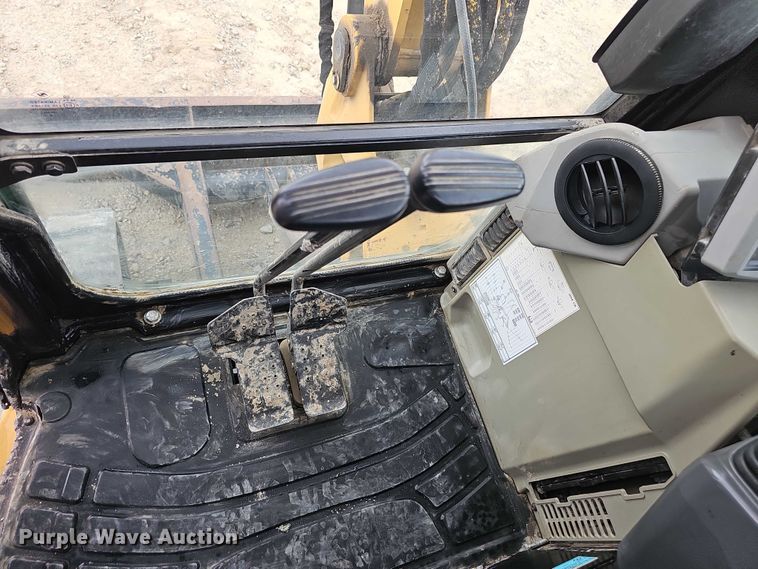 image for item DR3768 2014 Caterpillar 305E CR mini excavator