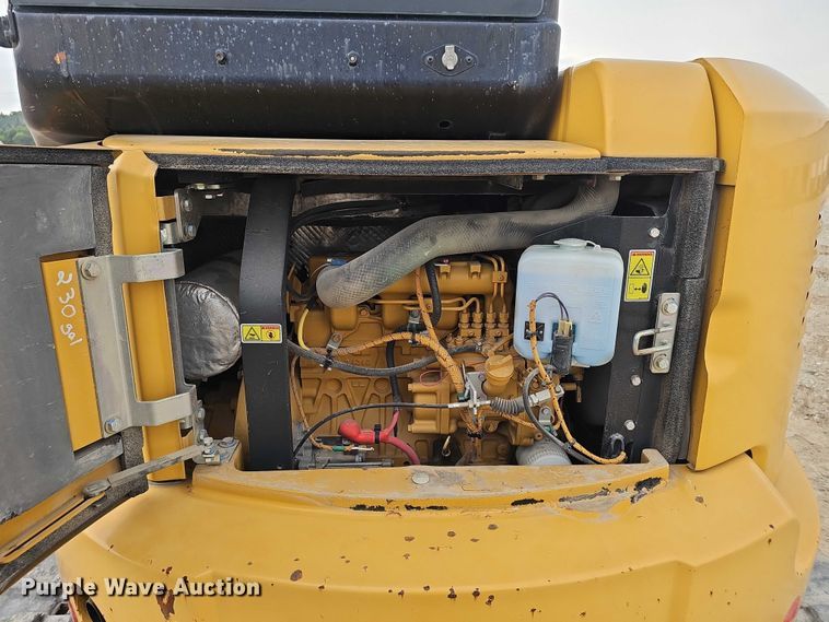 image for item DR3768 2014 Caterpillar 305E CR mini excavator