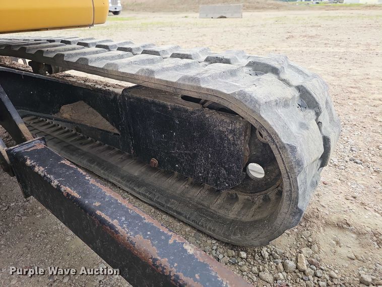 image for item DR3768 2014 Caterpillar 305E CR mini excavator