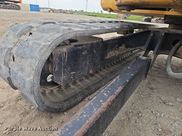 image for item DR3768 2014 Caterpillar 305E CR mini excavator