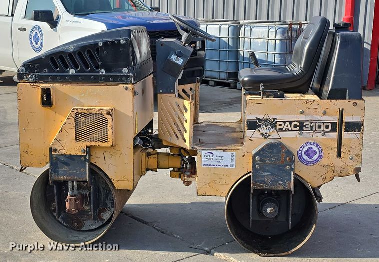 image for item DR3859 Stone Wolf Pac 3100D double drum vibratory roller