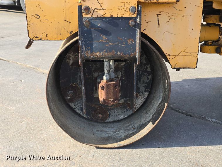 image for item DR3859 Stone Wolf Pac 3100D double drum vibratory roller