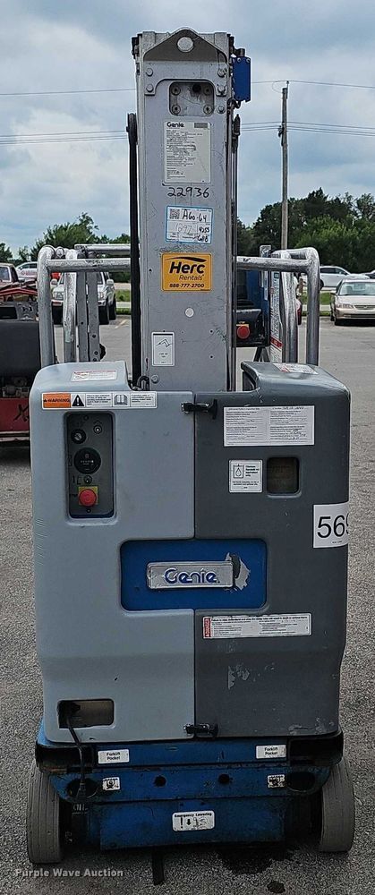 image for item DR3915 2009 Genie Runabout GR-20 vertical lift