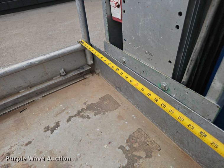 image for item DR3915 2009 Genie Runabout GR-20 vertical lift