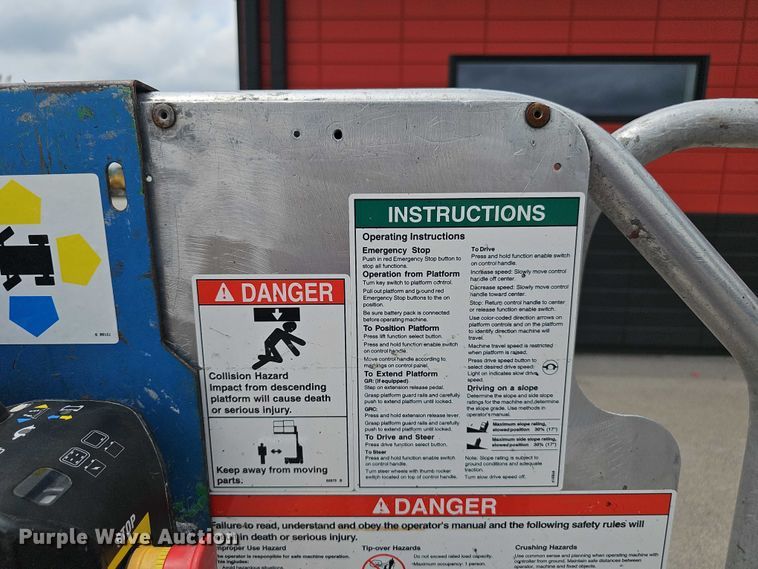 image for item DR3915 2009 Genie Runabout GR-20 vertical lift