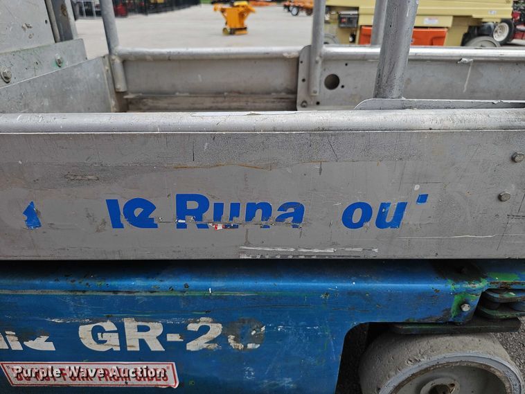 image for item DR3915 2009 Genie Runabout GR-20 vertical lift