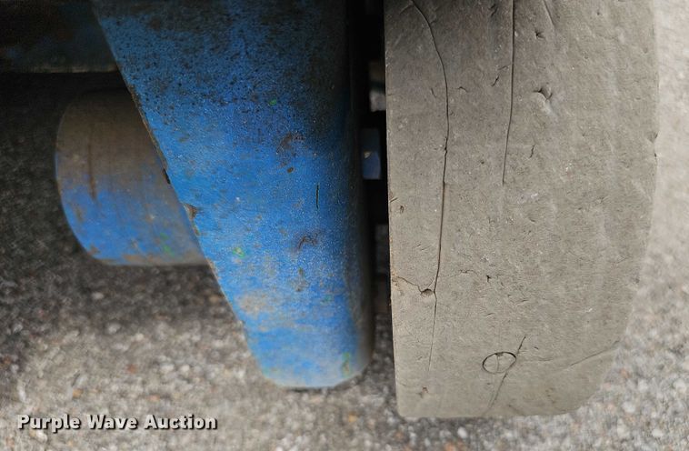 image for item DR3915 2009 Genie Runabout GR-20 vertical lift