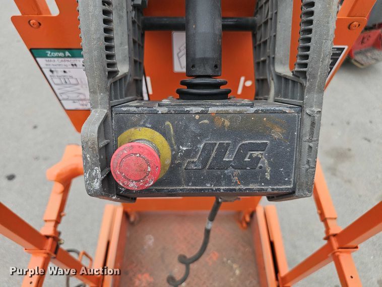 image for item DR3916 2016 JLG 2632ES scissor lift