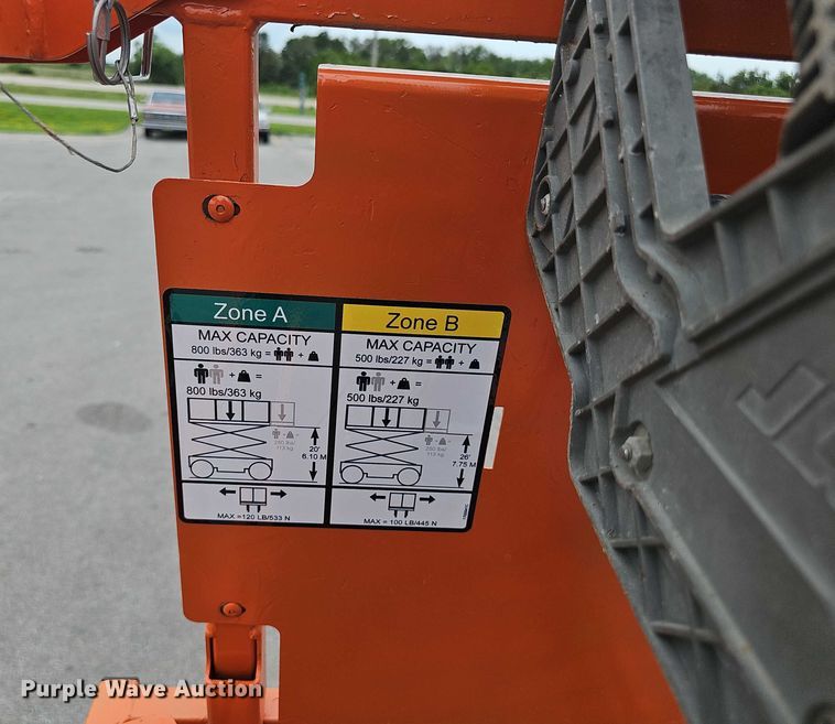 image for item DR3916 2016 JLG 2632ES scissor lift