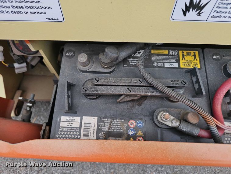 image for item DR3916 2016 JLG 2632ES scissor lift