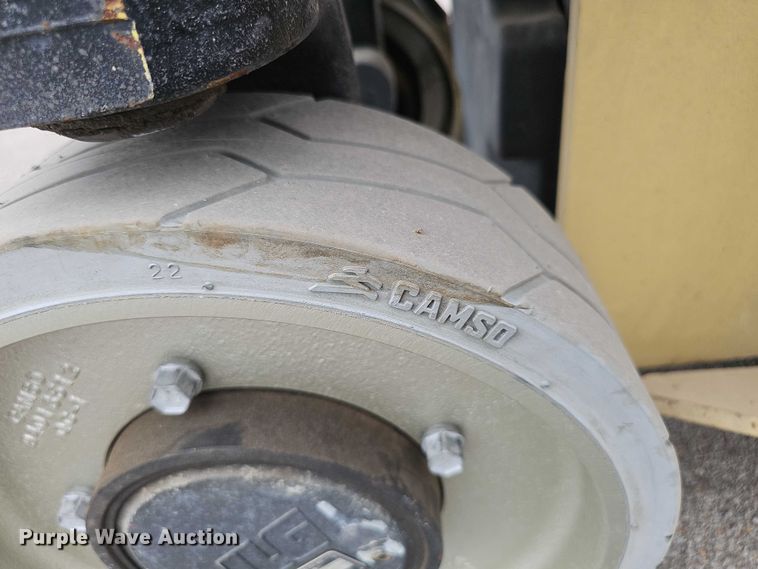 image for item DR3916 2016 JLG 2632ES scissor lift