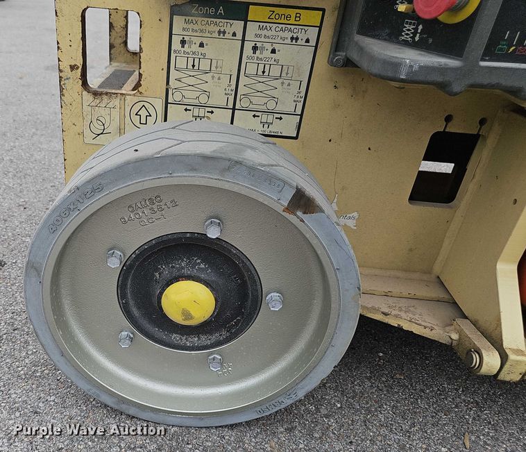 image for item DR3916 2016 JLG 2632ES scissor lift